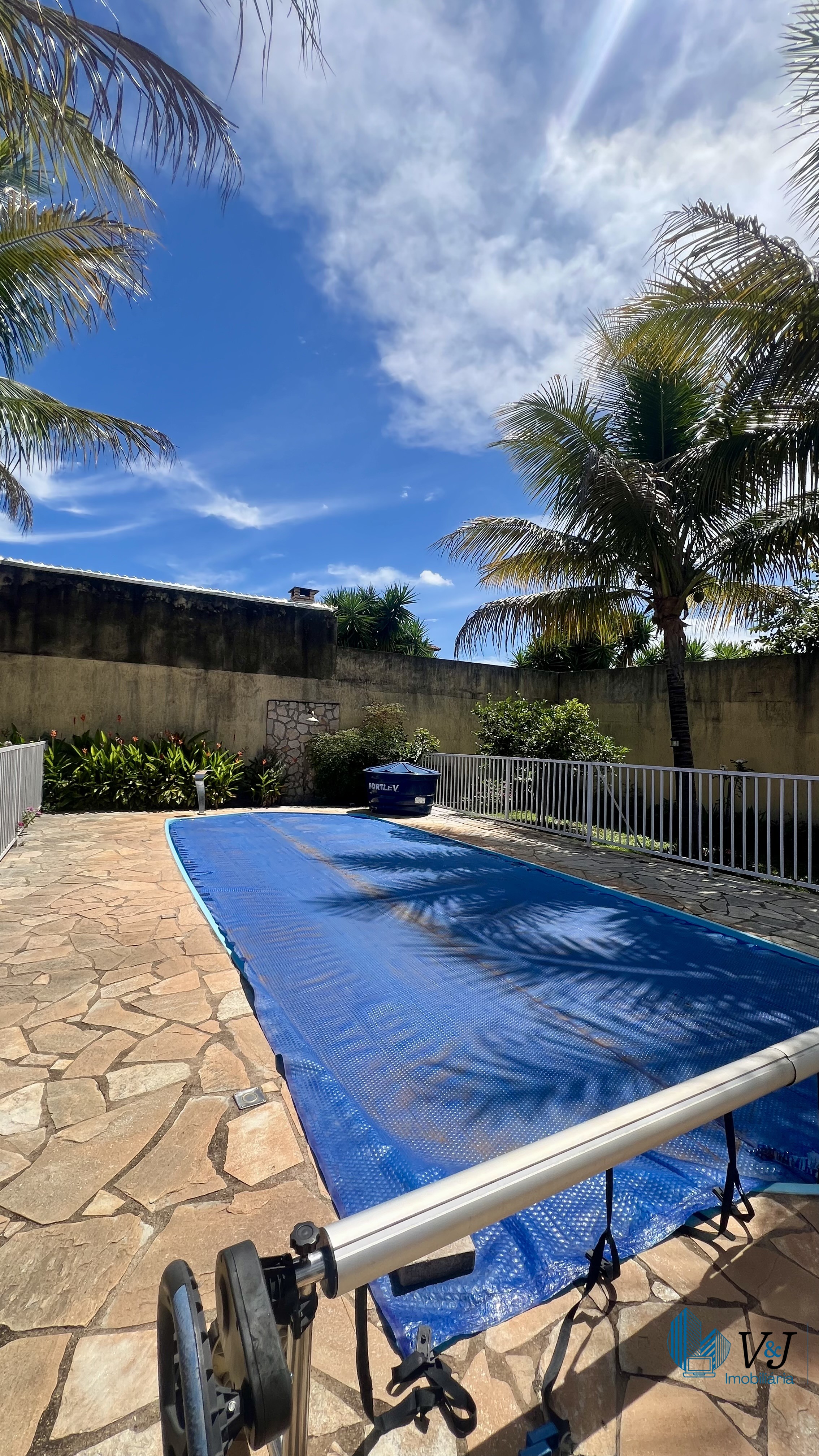 Casa em Vicente Pires | Lote de 800m² | 4 Quartos | Piscina Aquecida | Uso Residencial e Comercial — foto 9